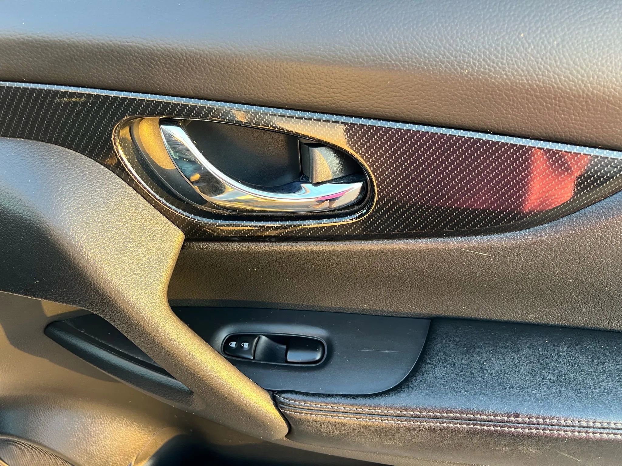 Used 2020 Nissan Rogue SL image 29