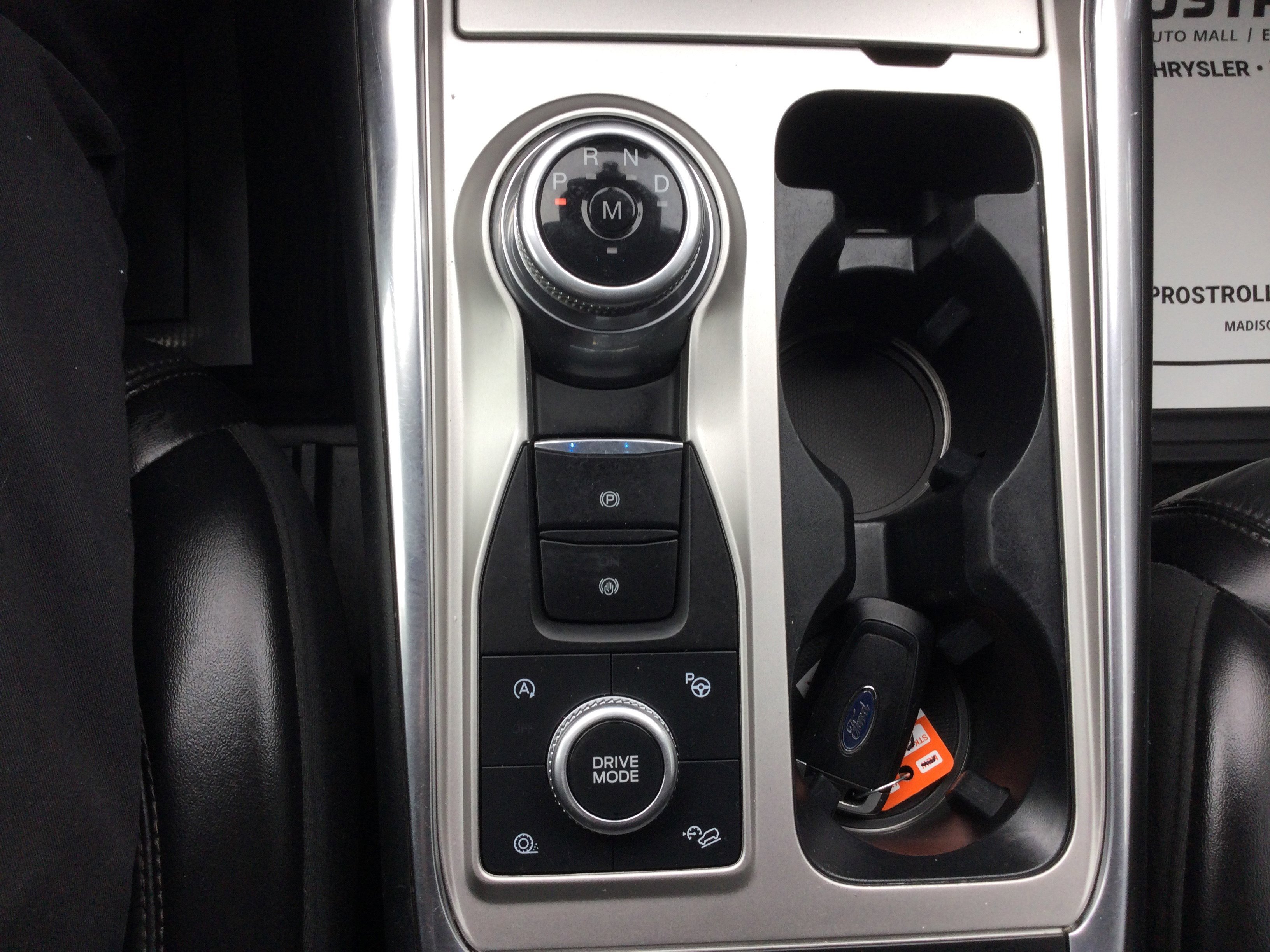 Used 2020 Ford Explorer Platinum image 17