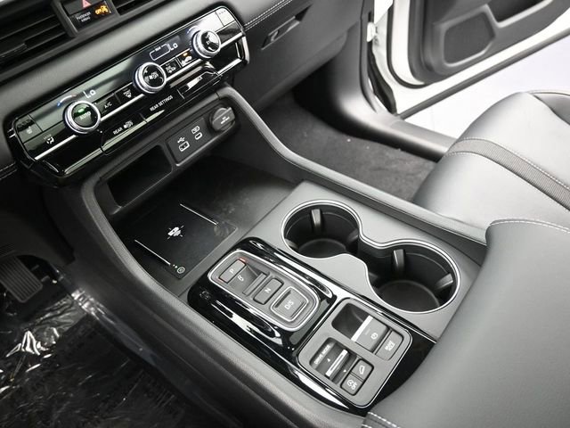 New 2025 Honda Pilot Touring image 17