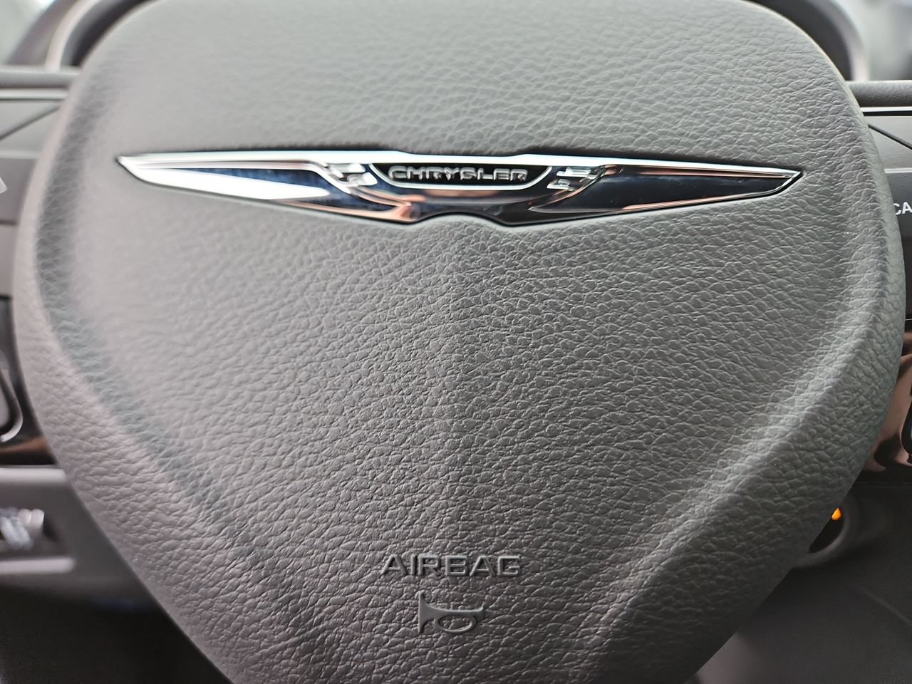New 2026 Chrysler Pacifica Select w/ S Appearance Package FWD image 22