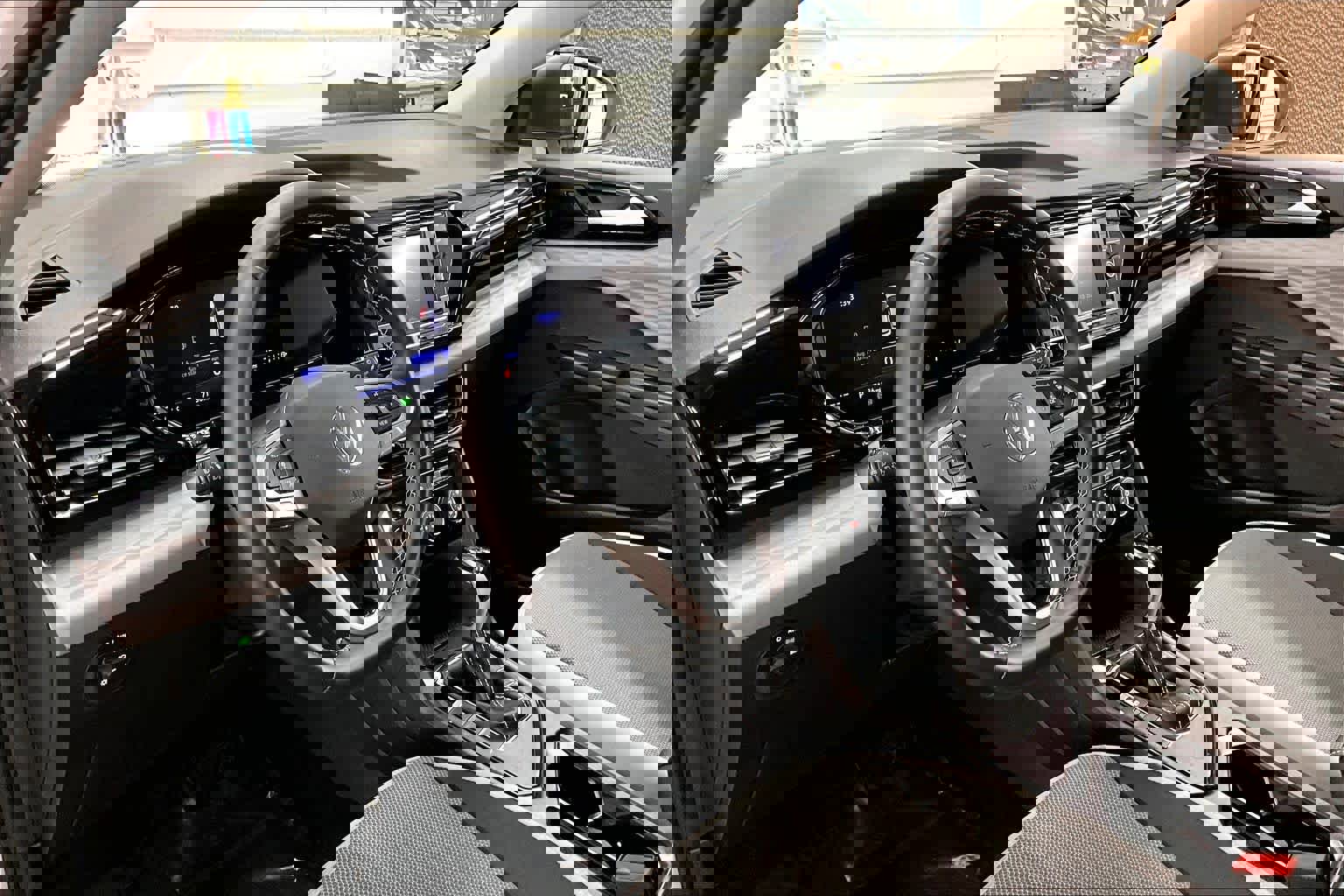 Used 2024 Volkswagen Taos S image 17