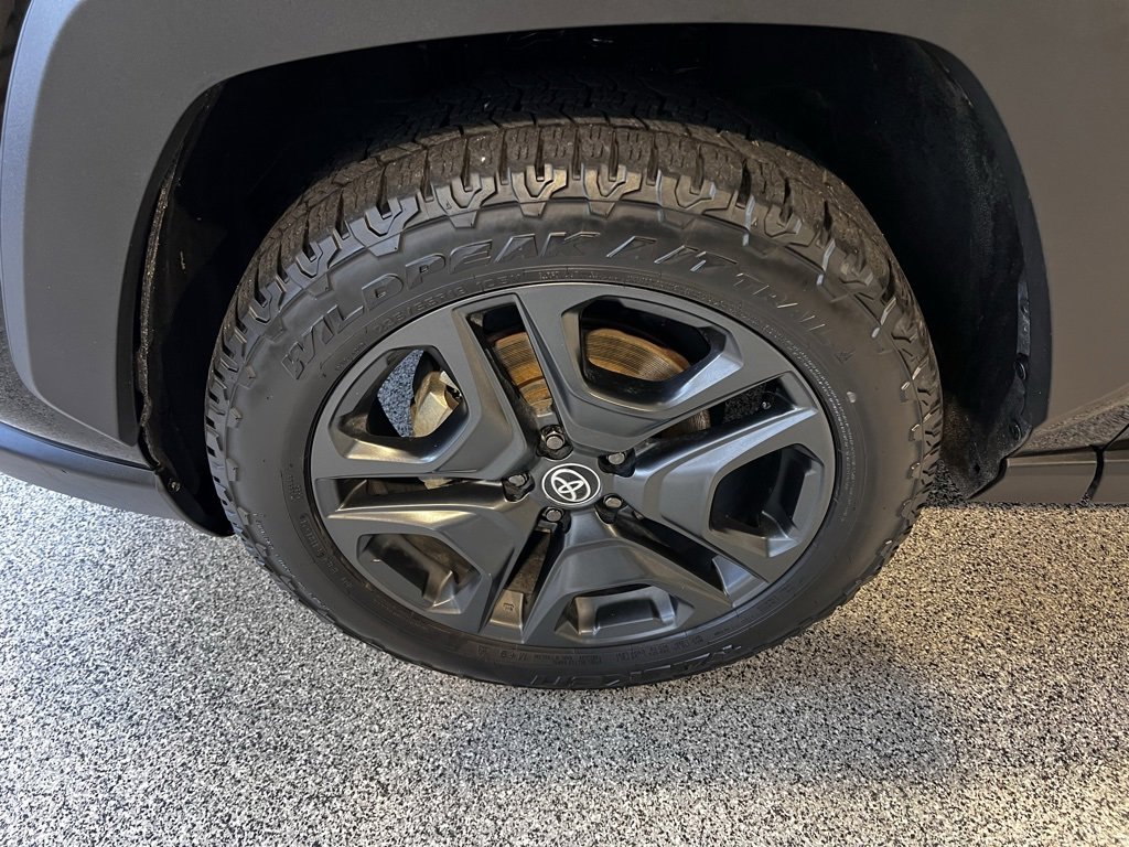 Used 2023 Toyota RAV4 Adventure image 11