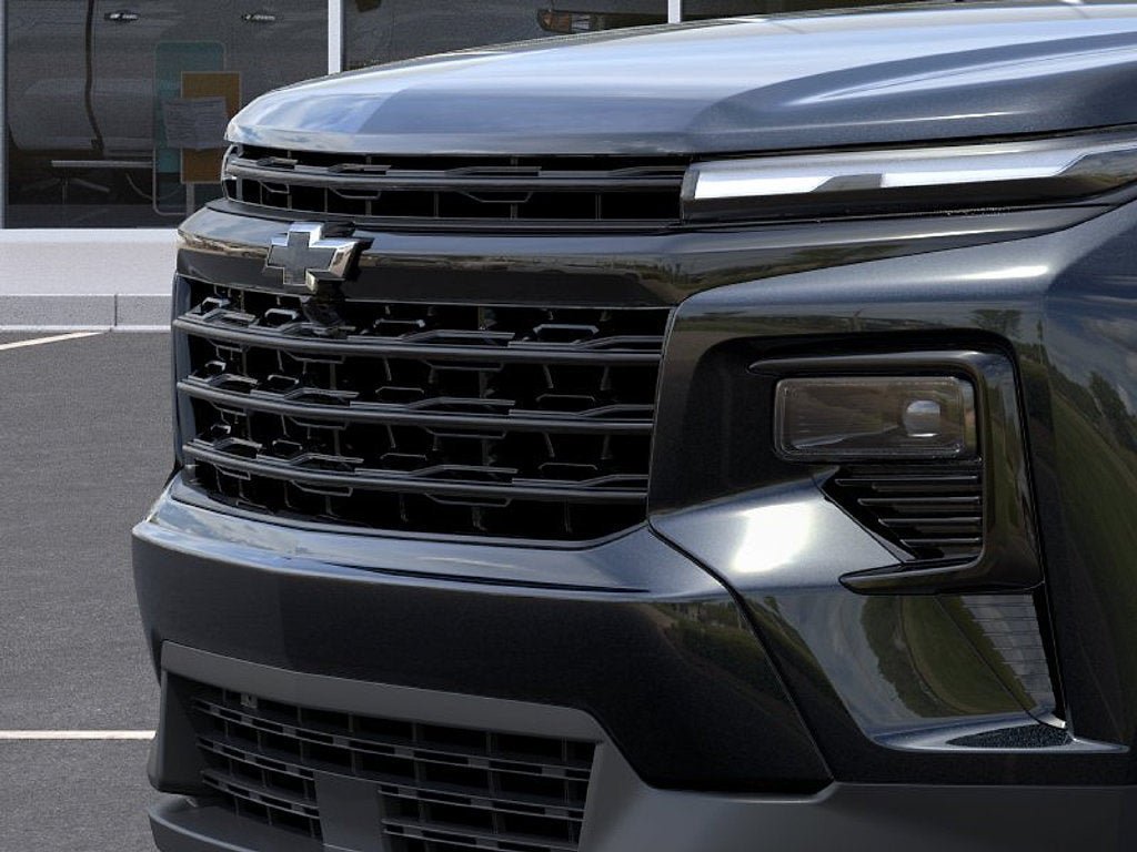 New 2027 Chevrolet Traverse LT w/ Midnight/Sport Edition FWD image 14