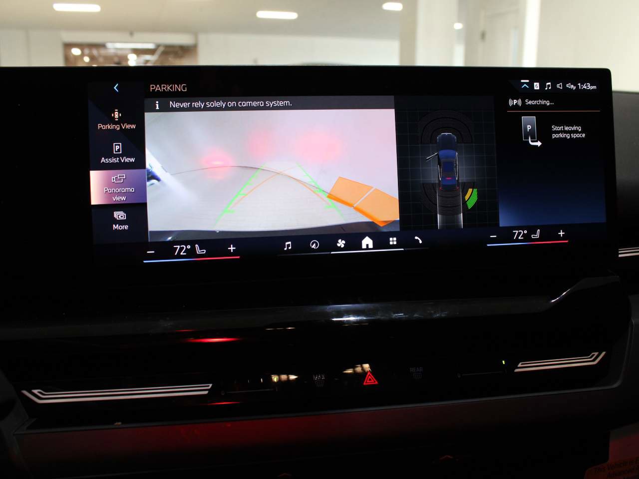 Certified 2025 BMW 530i image 18