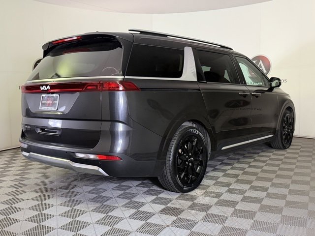 Used 2022 Kia Carnival SX image 8