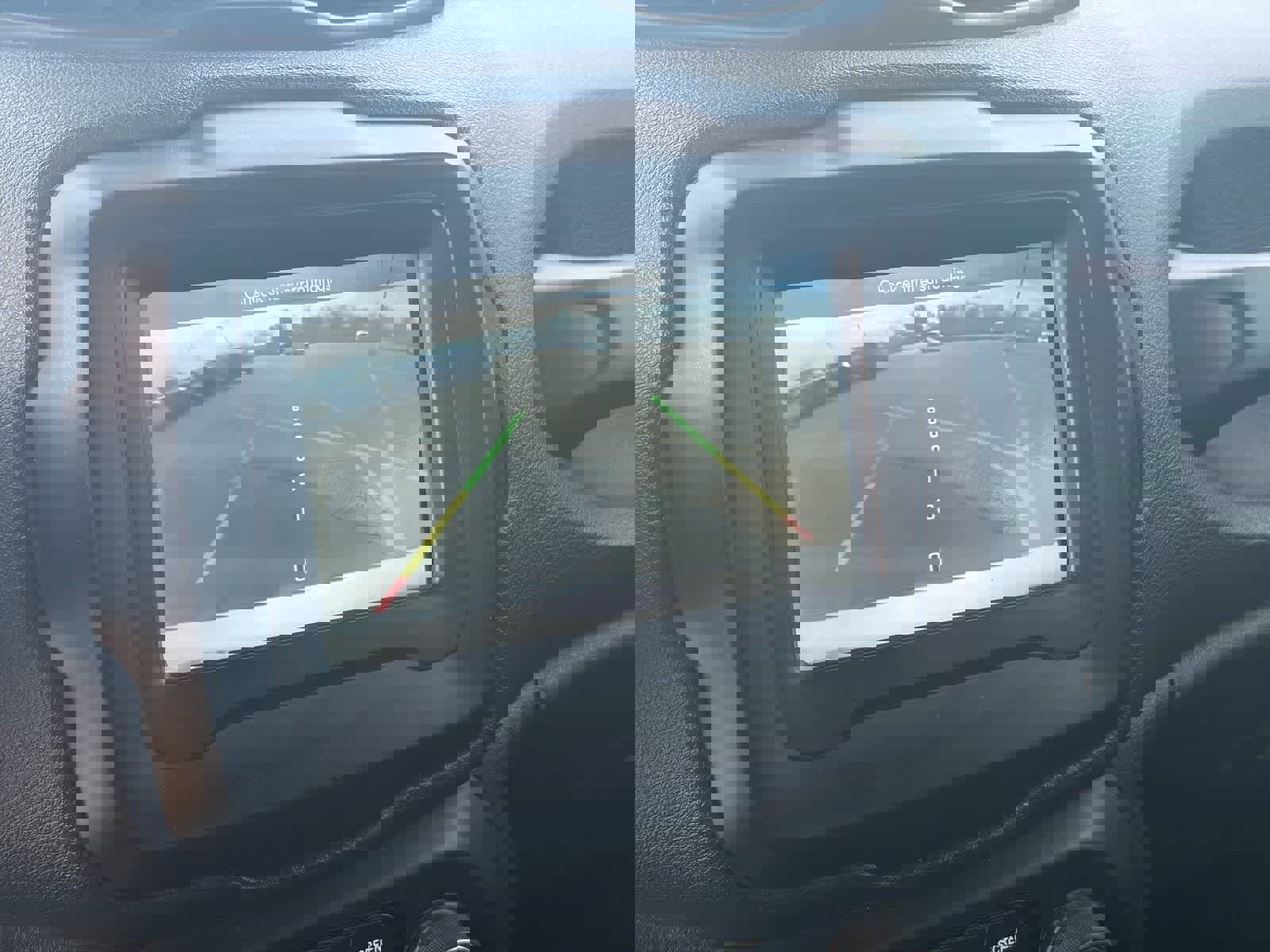 Used 2019 Jeep Renegade Latitude w/ Popular Equipment Group image 22