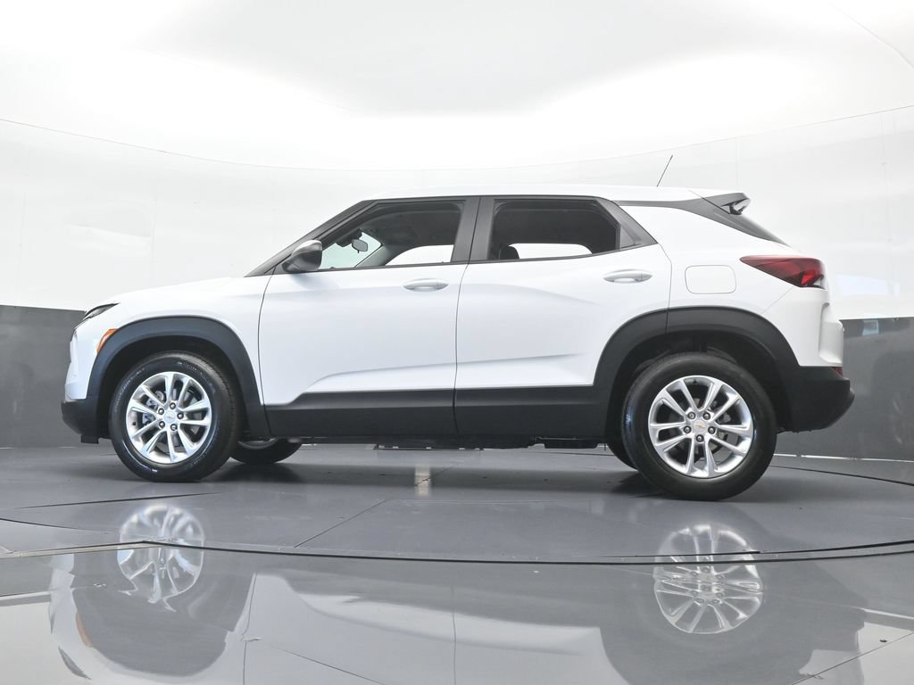Used 2026 Chevrolet TrailBlazer LS FWD image 54