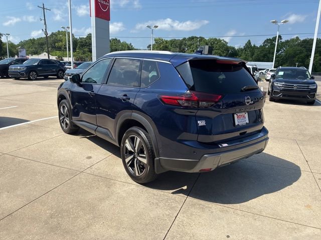 Used 2024 Nissan Rogue SL w/ SL Premium Package FWD image 5