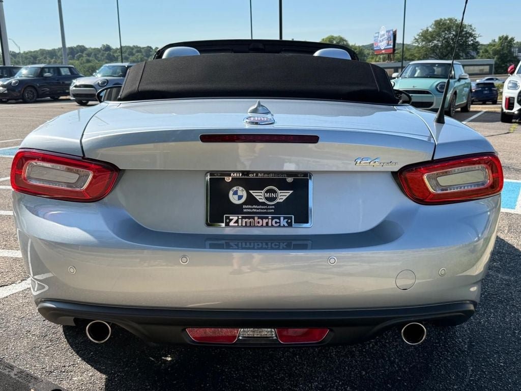Used 2020 FIAT 124 Spider Lusso w/ Convenience Group RWD image 4