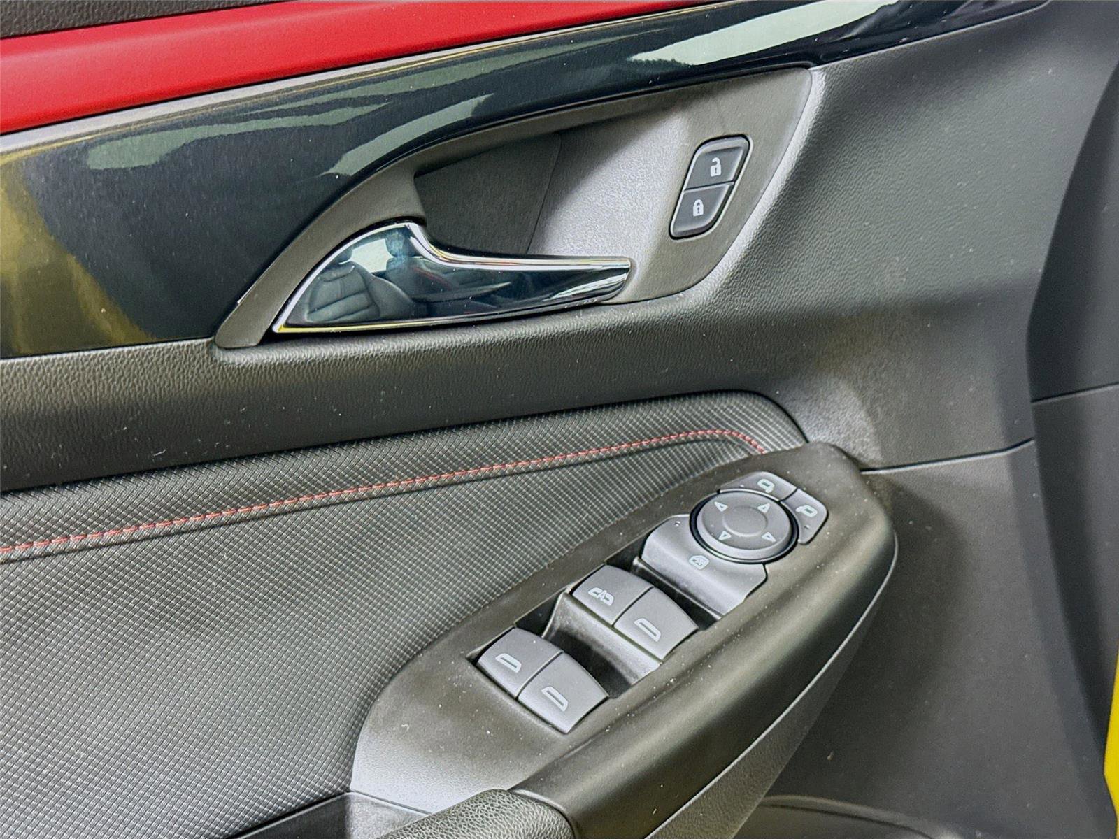 Used 2024 Chevrolet TrailBlazer RS w/ Convenience Package image 17