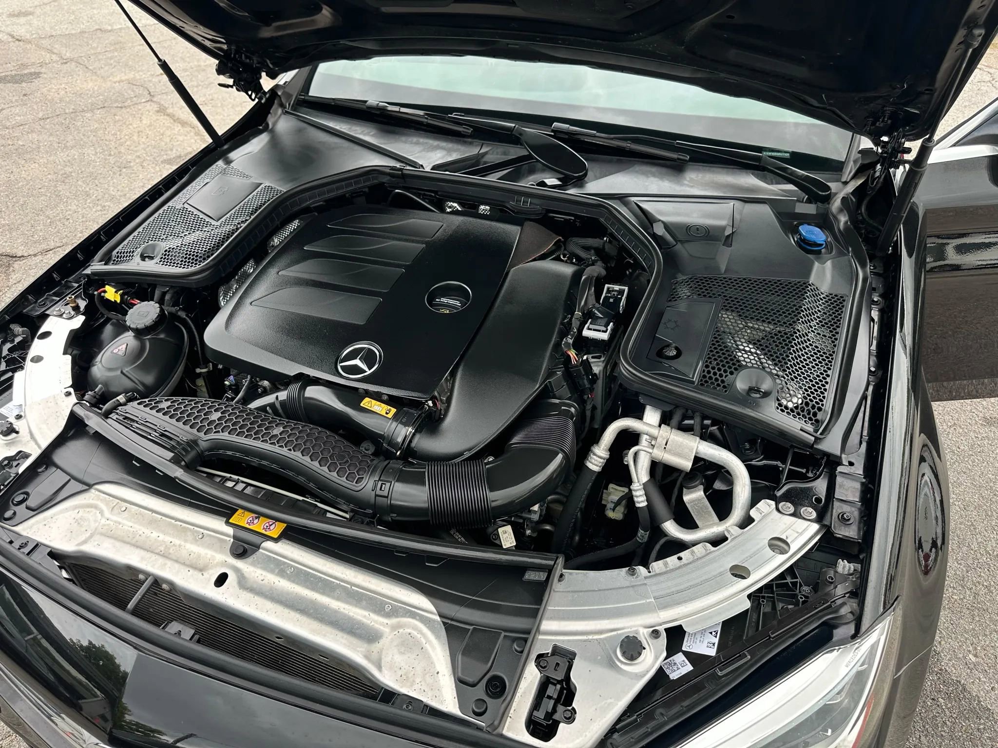 Used 2021 Mercedes-Benz C 300 4MATIC Sedan image 22