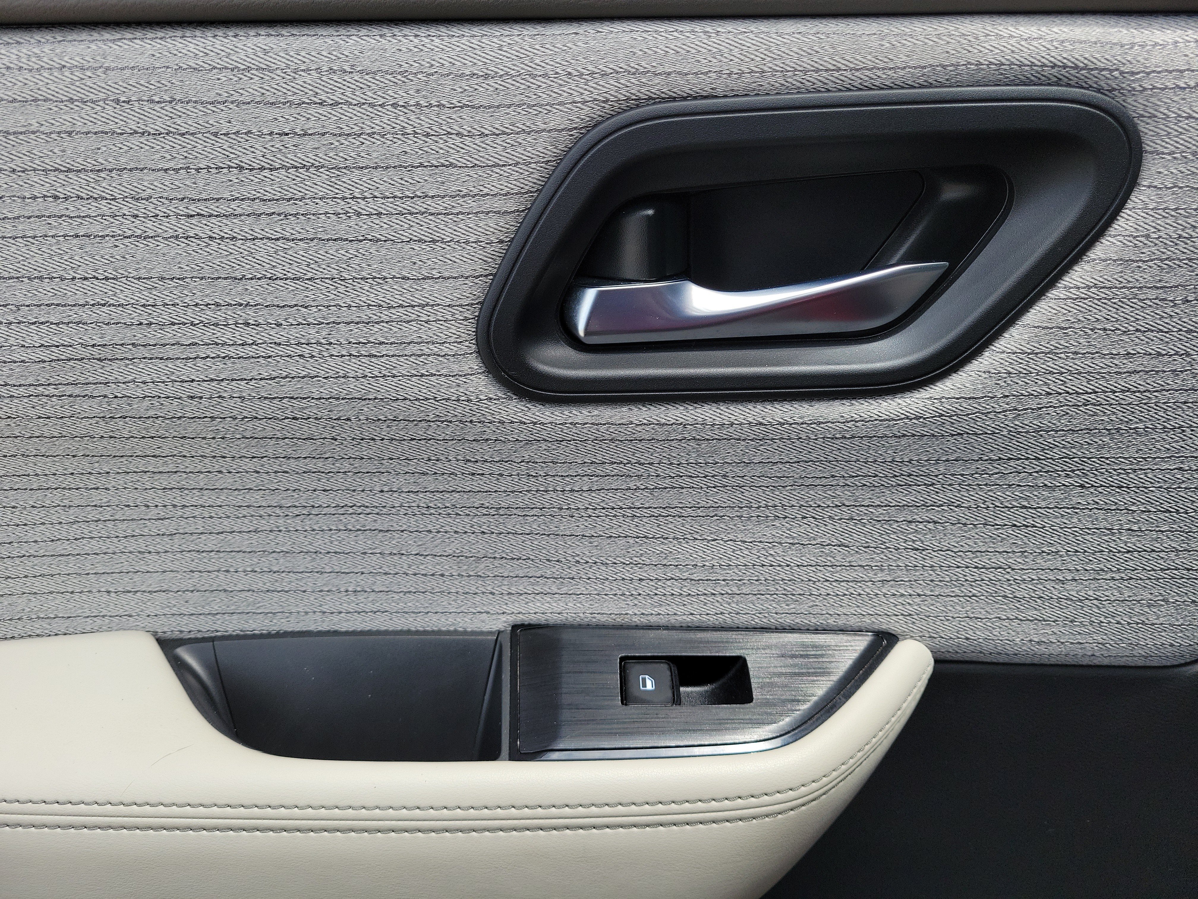 Certified 2021 Nissan Rogue SV FWD image 20