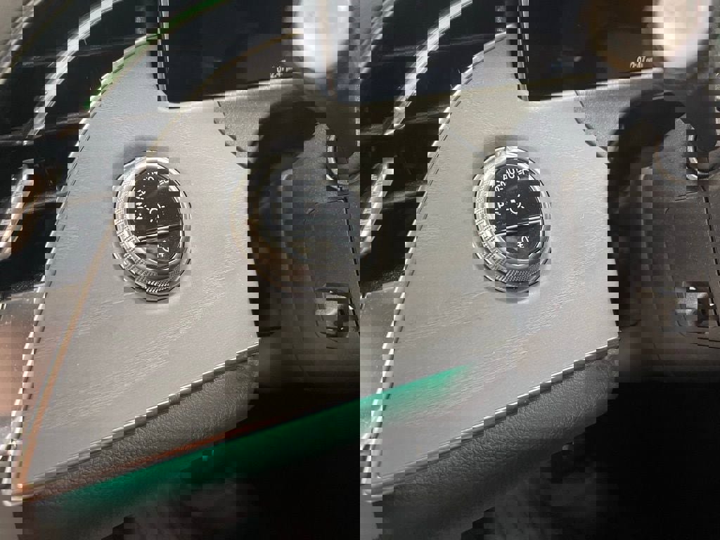 Certified 2025 Mercedes-Benz E 53 AMG e 4MATIC Sedan w/ Driver Assistance Package image 19