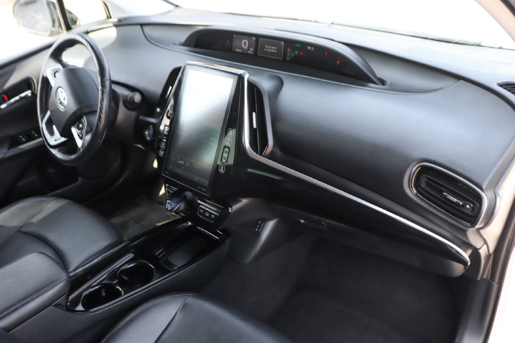 Used 2018 Toyota Prius Prime Premium w/ Carpet Mat Package FWD image 32
