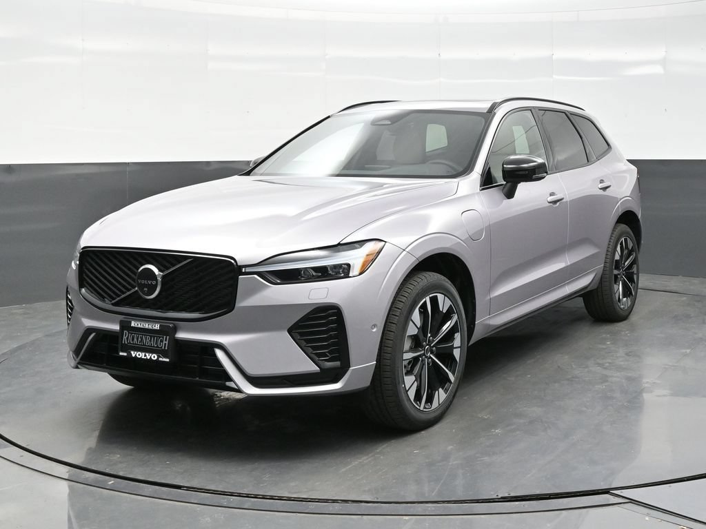 New 2026 Volvo XC60 T8 Plus w/ Climate Package PRO AWD/4WD image 2