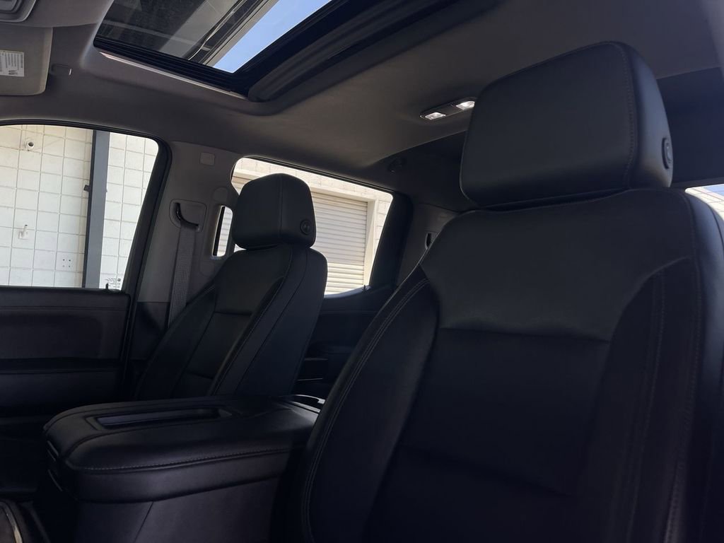 Used 2020 GMC Sierra 1500 SLT w/ SLT Premium Plus Package image 18