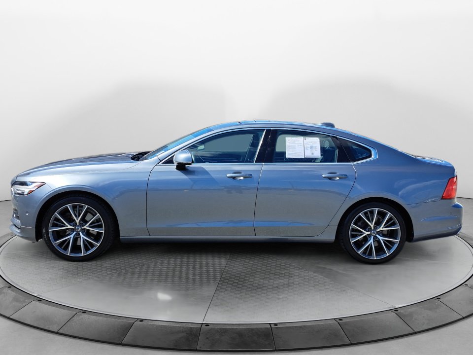Used 2017 Volvo S90 T6 Momentum w/ Vision Package AWD/4WD image 4