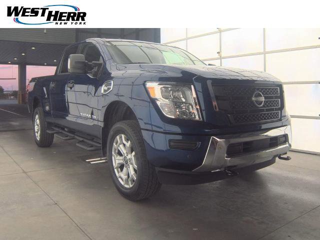 Certified 2024 Nissan Titan SV w/ SV Convenience Package image 1