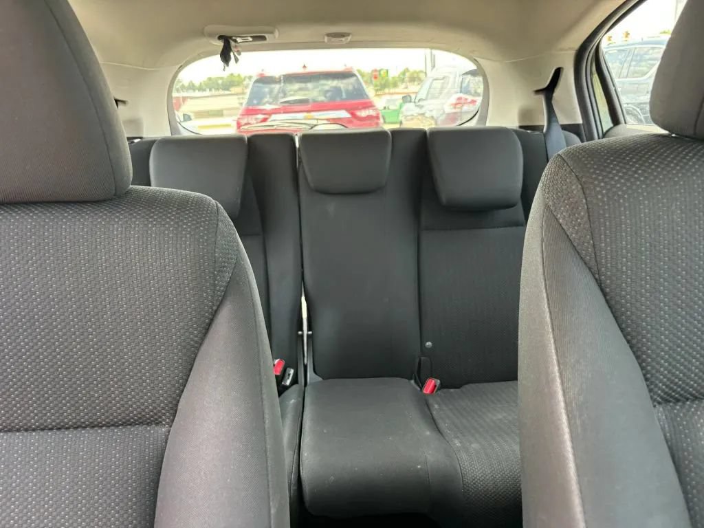 Used 2016 Honda HR-V LX image 18