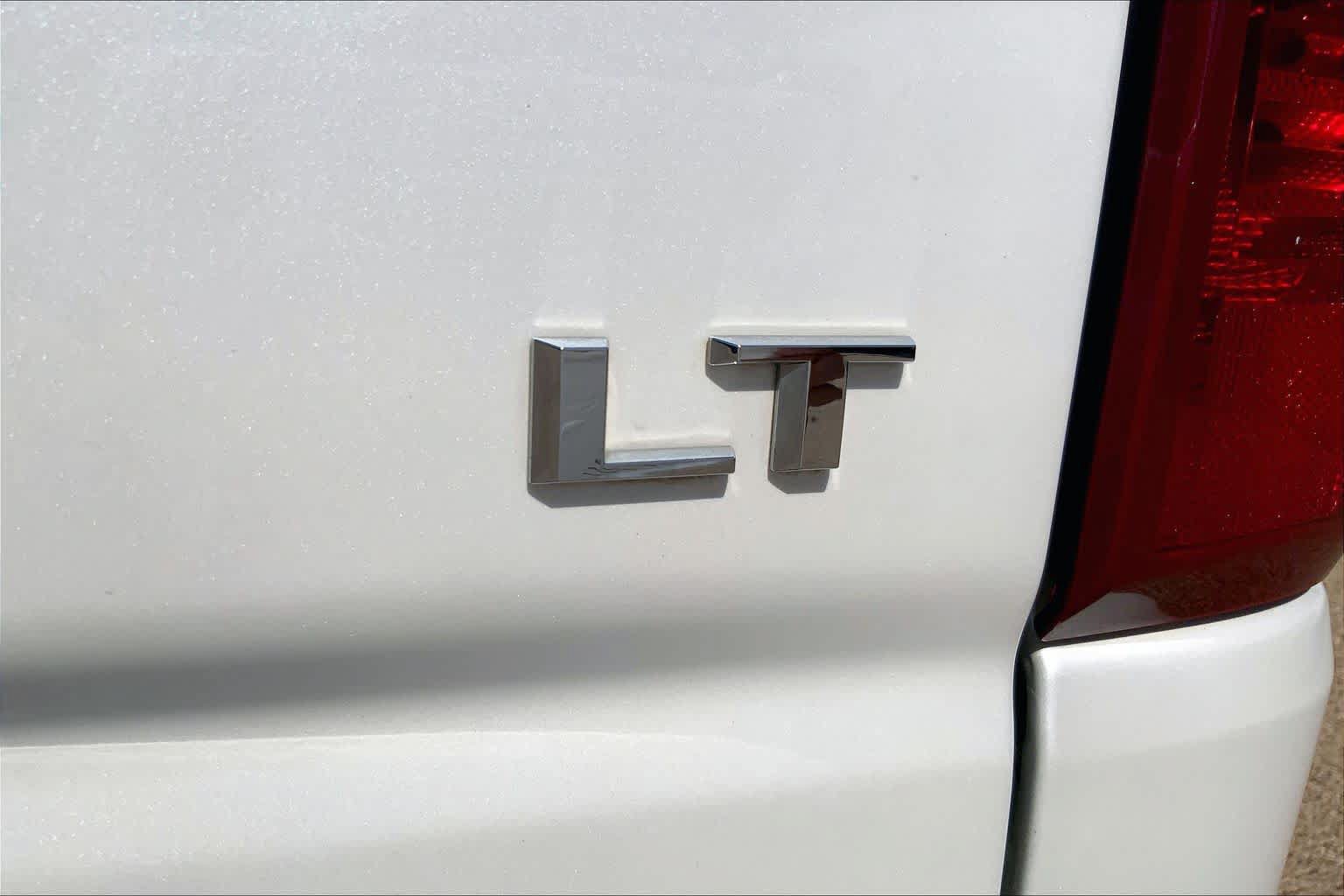 Used 2020 Chevrolet Silverado 1500 LT w/ Texas Edition AWD/4WD image 9