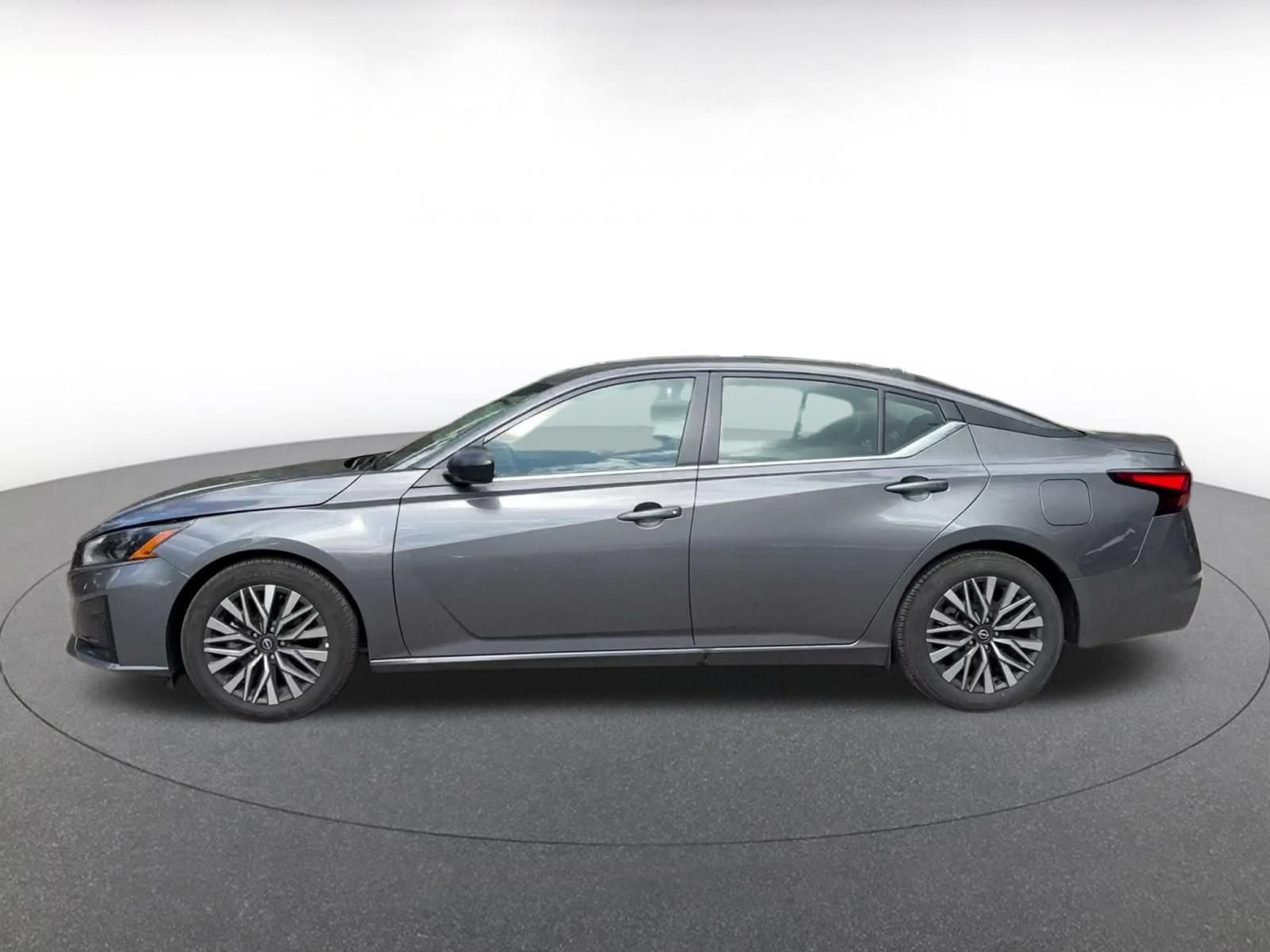 Used 2026 Nissan Altima 2.5 SV FWD image 8
