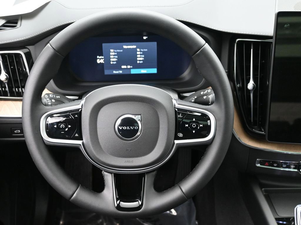 New 2026 Volvo XC60 B5 Ultra w/ Protection Package Premier image 17