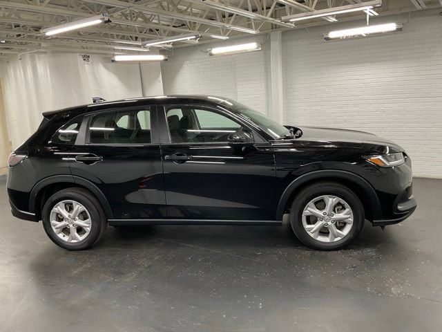 Certified 2023 Honda HR-V LX image 6