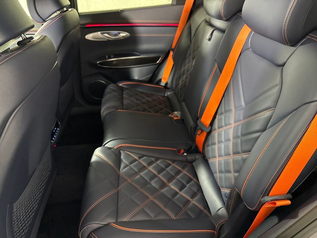New 2026 Genesis GV70 3.5T Sport Prestige AWD/4WD image 17