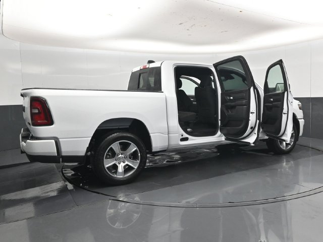 New 2027 RAM 1500 Express AWD/4WD image 58