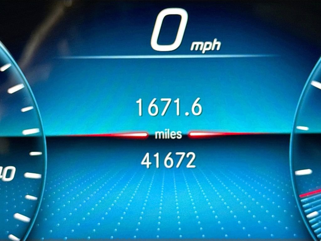 Used 2022 Mercedes-Benz GLE 350 4MATIC image 11