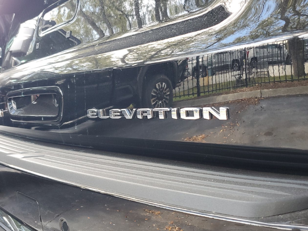 New 2026 GMC Yukon Elevation RWD image 9
