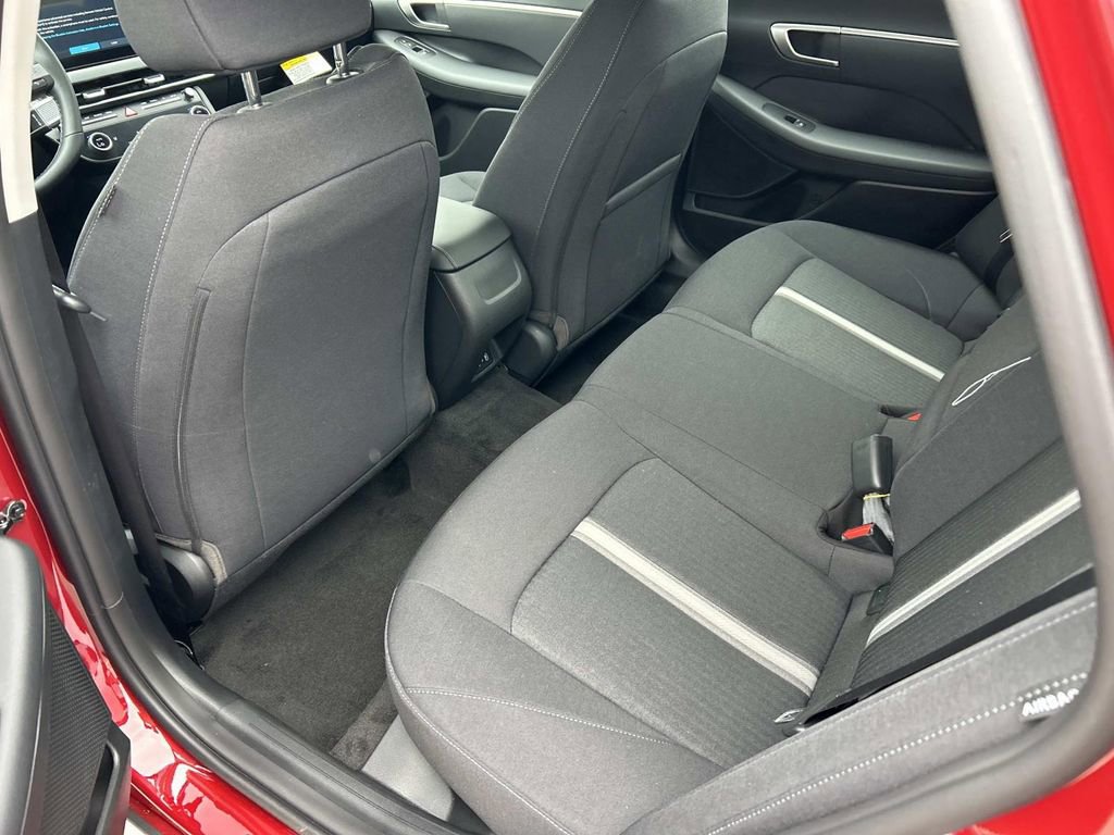 New 2026 Hyundai Sonata SEL FWD image 18