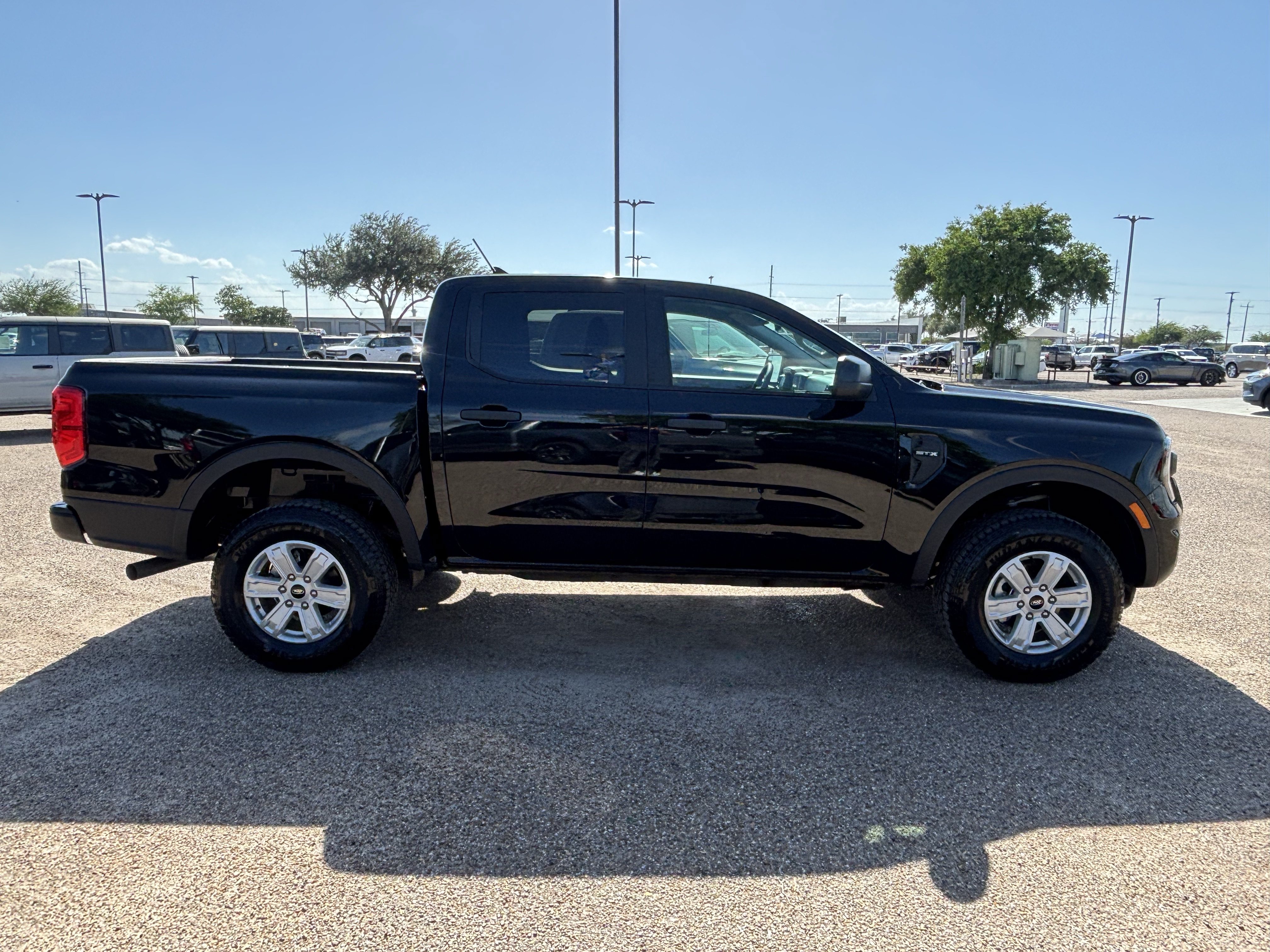 Certified 2025 Ford Ranger XL w/ Trailer Tow Package RWD image 4