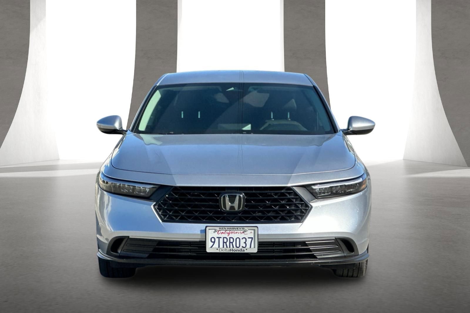 Certified 2025 Honda Accord LX image 9