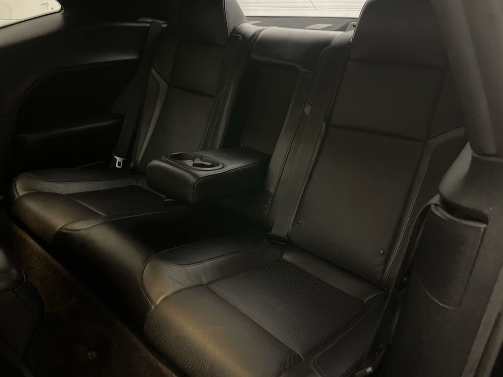 Used 2015 Dodge Challenger SXT Plus image 20