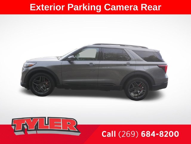 Used 2025 Ford Explorer ST AWD/4WD image 4