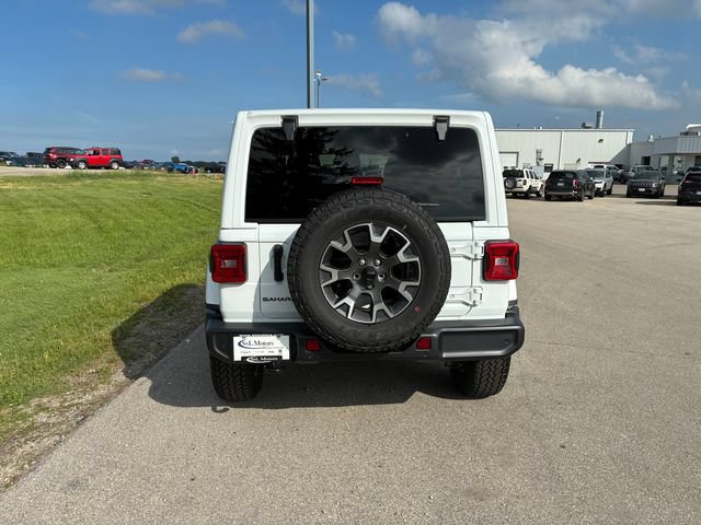 New 2026 Jeep Wrangler Unlimited Sahara AWD/4WD image 6