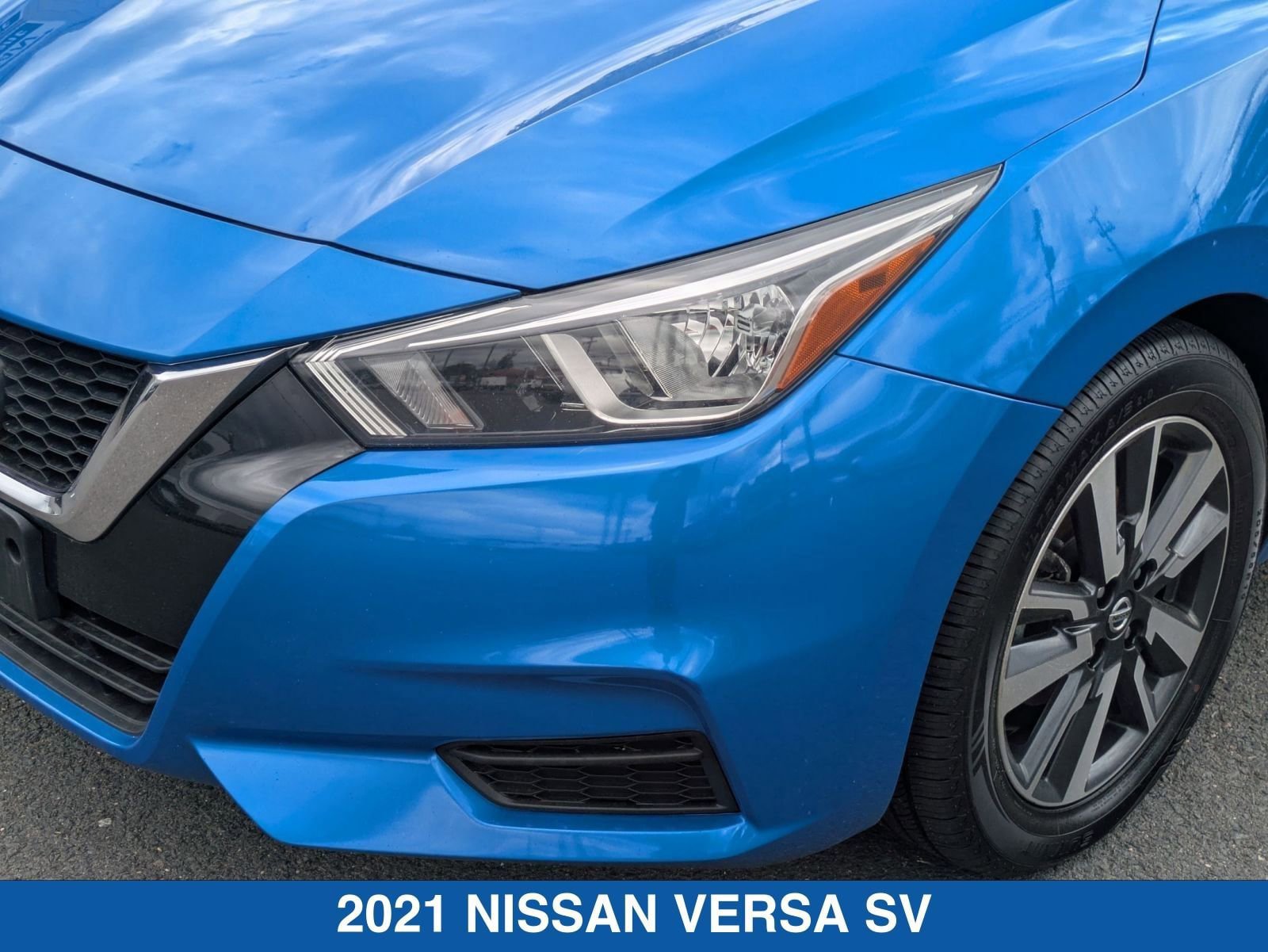 Used 2021 Nissan Versa SV FWD image 10