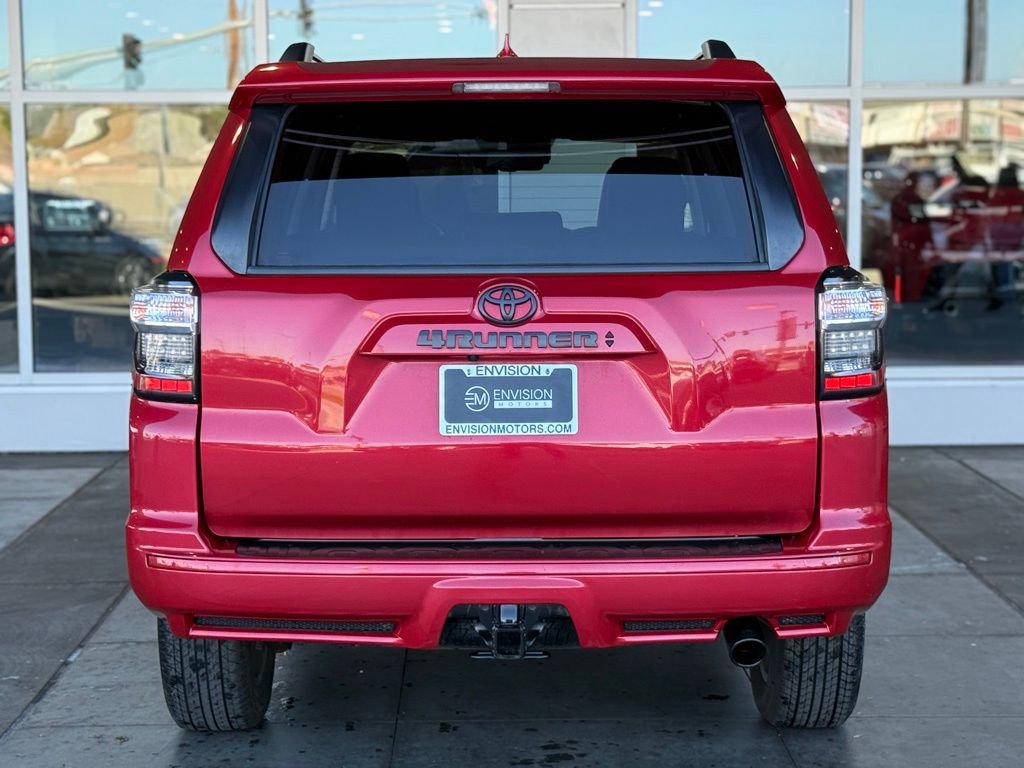 Used 2022 Toyota 4Runner TRD Sport w/ Technology Package RWD image 11