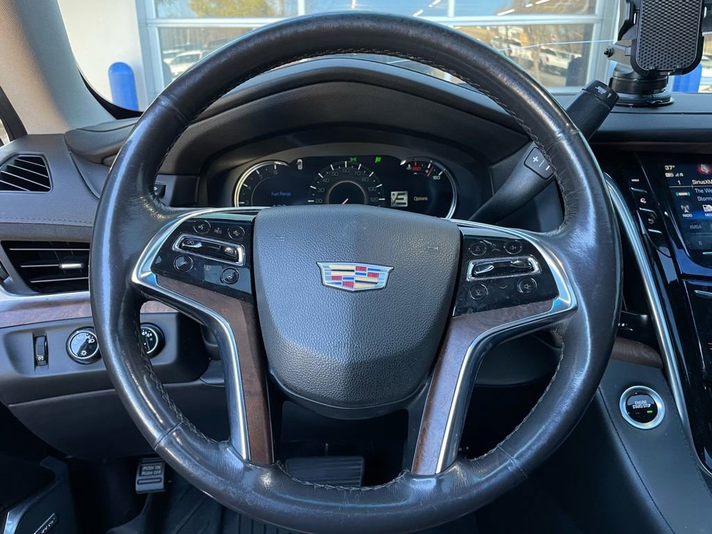 Used 2020 Cadillac Escalade ESV Luxury image 15