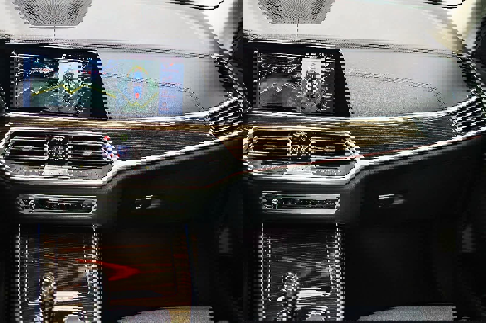 Used 2020 BMW X7 xDrive40i w/ Parking Assistance Package image 14