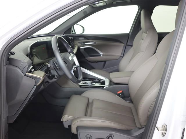 Certified 2025 Audi Q5 Premium Plus w/ Premium Plus image 12