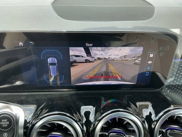 New 2025 Mercedes-Benz GLB 250 image 22