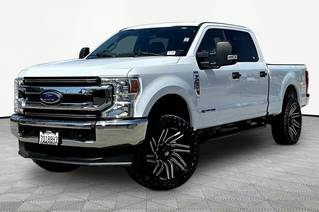 Used 2022 Ford F250 XLT AWD/4WD image 3