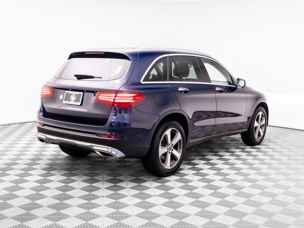 Used 2019 Mercedes-Benz GLC 300 4MATIC image 7