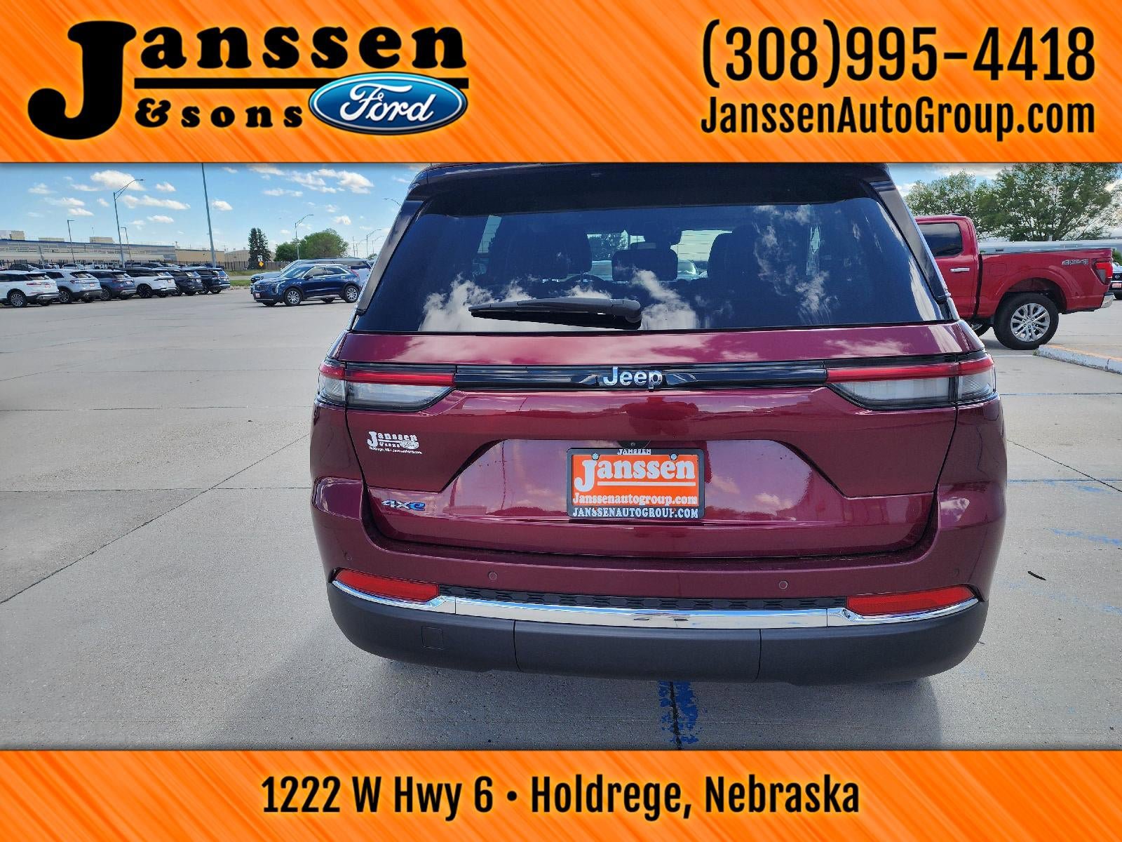 Used 2023 Jeep Grand Cherokee 4WD 4xe image 10