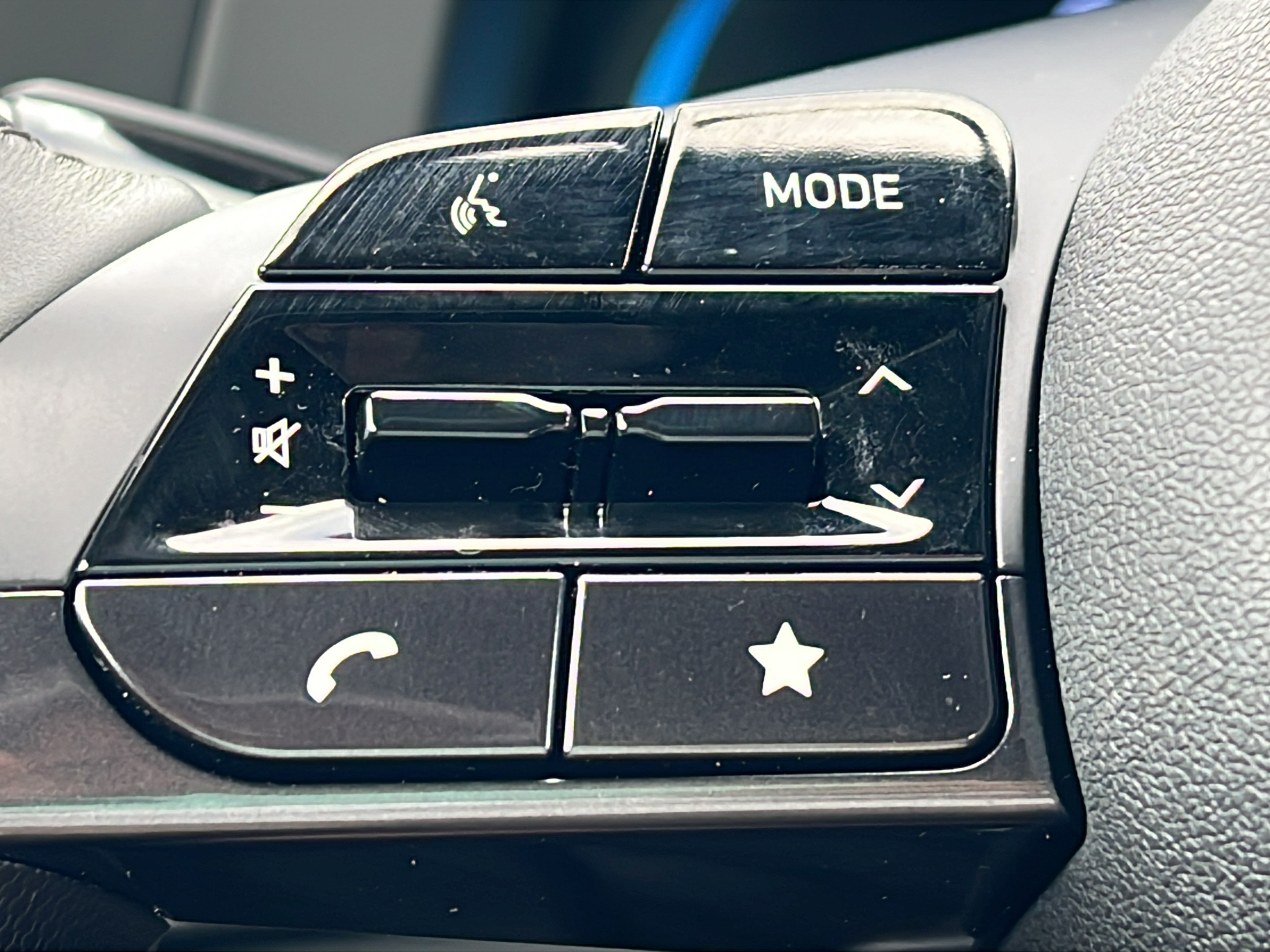 Certified 2025 Hyundai Elantra Sport FWD image 18