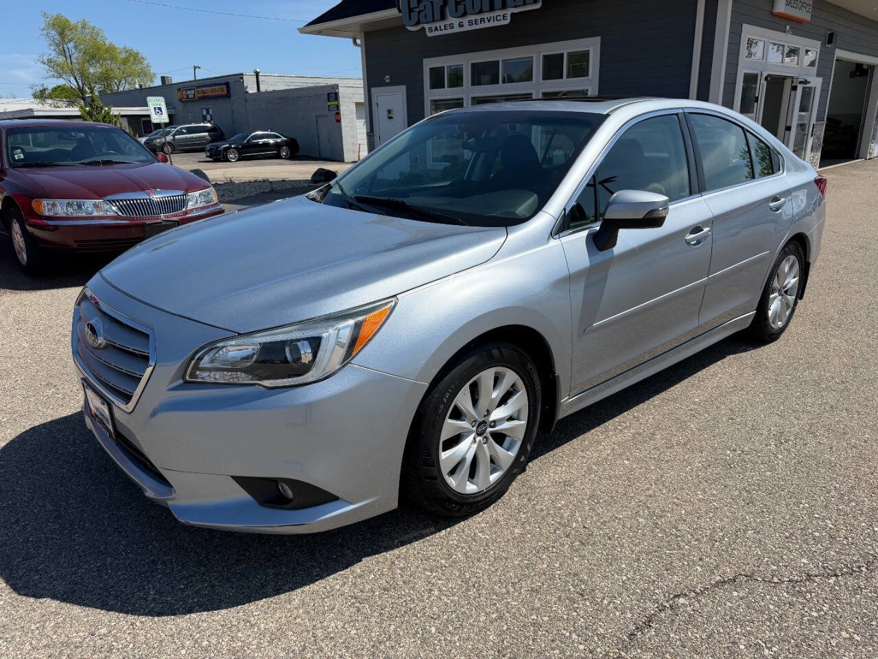 Used 2017 Subaru Legacy 2.5i Premium AWD/4WD image 1