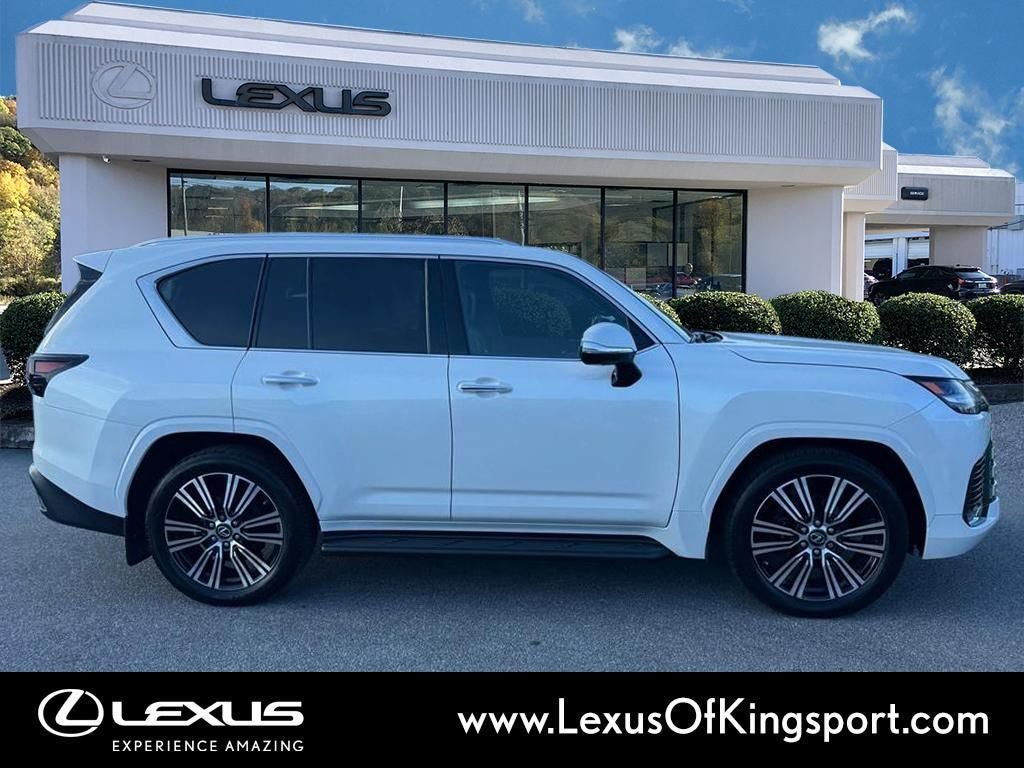 Used 2023 Lexus LX 600 4WD w/ Accessory Package (Z1) image 6