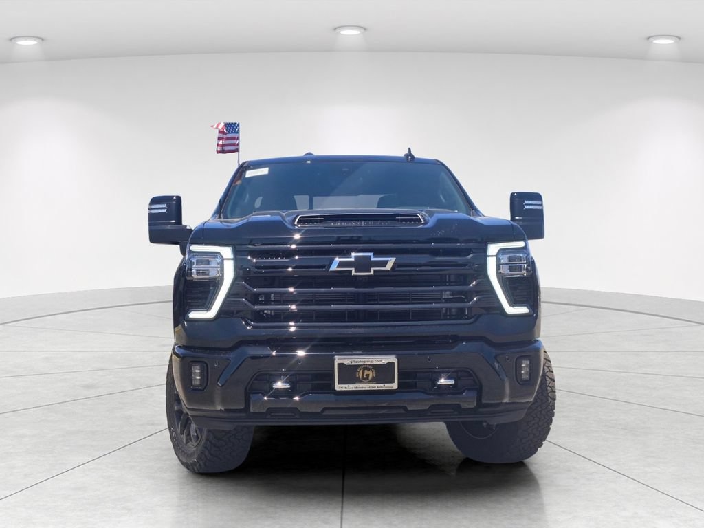 New 2026 Chevrolet Silverado 2500 High Country w/ Midnight Edition AWD/4WD image 2